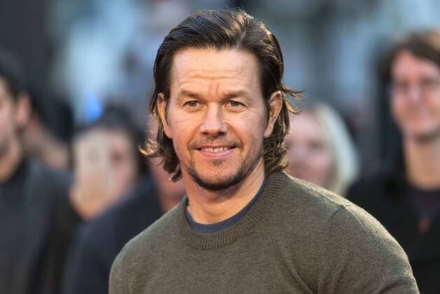 September 26, 2016 - London, London, UK - MARK WAHLBERG attends the Deepwater Horizon film premiere at Cineworld in Leiester Square. London, UK. London UK  - ZUMAl94_