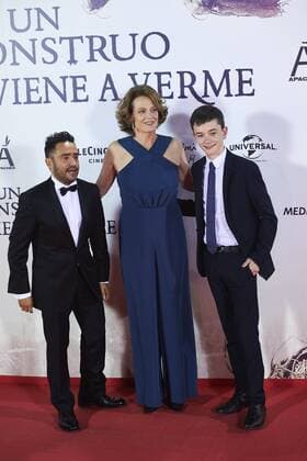 September 26, 2016 - Madrid, Madrid, Spain - Juan Antonio Bayona, Sigourney Weaver, Lewis MacDougall attended A Monster Calls premiere at Royal Theater on September 26, 2016 in Madrid Madrid Spain  - ZUMAg15_
