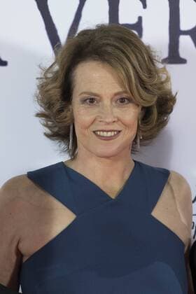 September 26, 2016 - Madrid, Spain - US actress Sigourney Weaver poses in photocall premiere o Un monstruo viene a verme (A monster comes to see me), in the Royal Theater Madrid,, Spain, 26 September 2016. Madrid Spain  - ZUMAn230