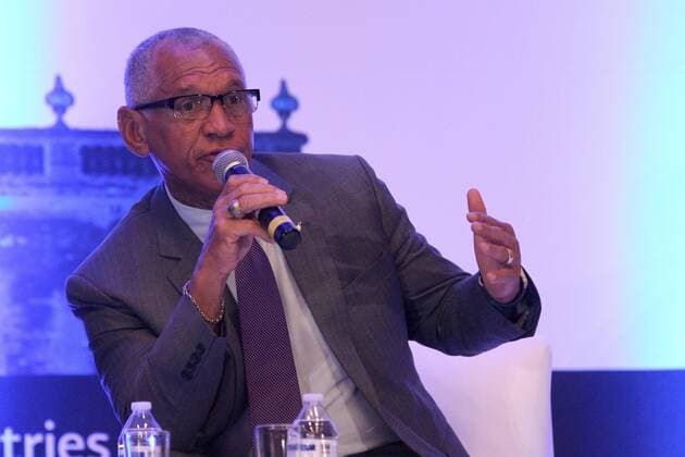 NASA s Manager Charles F. Bolden delivers a speech during the inauguration of the 67th International Congress of Astronautics in Guadalajara, Jalisco, Mexico, 26 September 2016. INTERNATIONAL CONGRESS OF ASTRONAUTICS IN GUADALAJARA !ACHTUNG: NUR REDAKTIONELLE NUTZUNG!  MEX001 20160927-636105329742721916