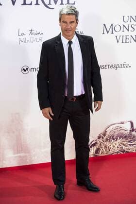 Nico Abad during the premiere of the spanish film Un Monstruo Viene a Verme of J.A. Bayona at Teatro Real in Madrid. September 26, 2016.  (20160926008)