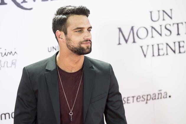 Jesus Castro during the premiere of the spanish film Un Monstruo Viene a Verme of J.A. Bayona at Teatro Real in Madrid. September 26, 2016.  (20160926016)