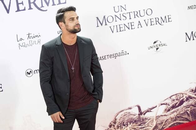 Jesus Castro during the premiere of the spanish film Un Monstruo Viene a Verme of J.A. Bayona at Teatro Real in Madrid. September 26, 2016.  (20160926017)
