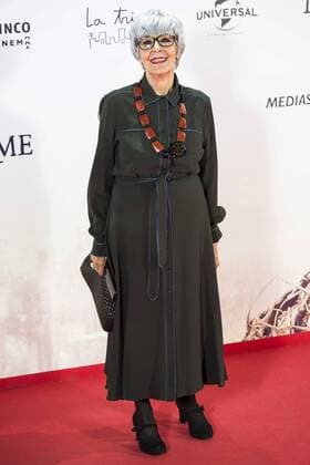 Concha Velasco during the premiere of the spanish film Un Monstruo Viene a Verme of J.A. Bayona at Teatro Real in Madrid. September 26, 2016.  (20160926021)