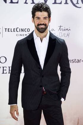 Miguel Angel Munoz during the premiere of the spanish film Un Monstruo Viene a Verme of J.A. Bayona at Teatro Real in Madrid. September 26, 2016.  (20160926059)