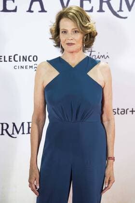 Sigourney Weaver during the premiere of the spanish film Un Monstruo Viene a Verme of J.A. Bayona at Teatro Real in Madrid. September 26, 2016.  (20160926111)