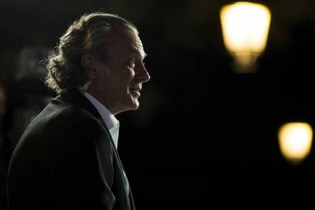 Jose Coronado during the premiere of the spanish film Un Monstruo Viene a Verme of J.A. Bayona at Teatro Real in Madrid. September 26, 2016.  (20160926140)