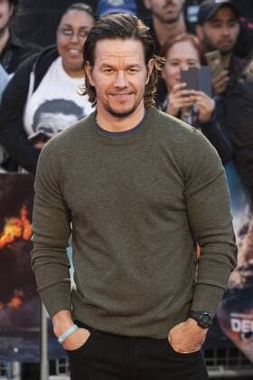 London, UK. 26 September 2016. Actor Mark Wahlberg. Red carpet arrivals for the European Premiere of the Hollywood movie Deepwater Horizon in Leicester Square. The movie is based on the 2010 Deepwater Horizon explosion and oil spill in the Gulf of Mexico. Deepwater Horizon Premiere, London, UK 
