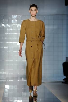 Milan Fashion Week, Women Spring Summer 2017. Milano, Moda Donna, Primavera Estate 2017. MILA SCHON catwalk Pictured: model  Copyright: xRiccardoxGIordanoxSickix