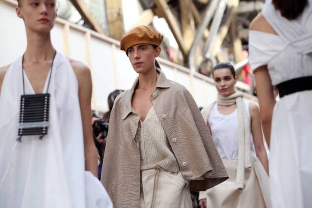 A model takes to the catwalk during the presentation of Nehera s show as part of the Spring-Summer 2017 Paris Fashion Week on September 27, 2016.  PAR20160927102 MAYAxVIDON-WHITE
