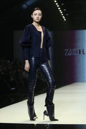 September 26, 2016 - Beijing, Beijing, China - Beijing, CHINA-September 25 2016:?(EDITORIAL?USE?ONLY.?CHINA?OUT) ..Chinese brand Zoranzi releases its spring summer creations at Beijing Fashion Week in Beijing,September 25, 2016. Beijing China  - ZUMAs145