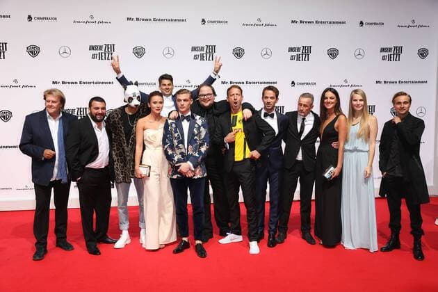 Die Hauptdarsteller bei der Unsere Zeit ist jetzt Film Premiere am 27.09.2016 in Berlin Unsere Zeit ist jetzt Kino Premiere in Berlin 