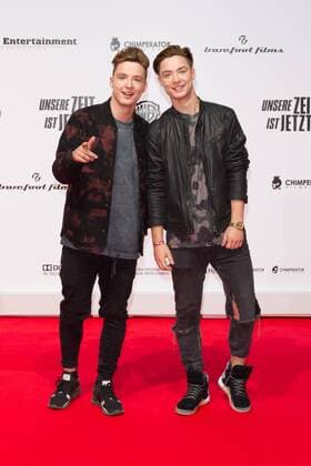 DieLochis (Youtuber) - Weltpremiere UNSERE ZEIT IST JETZT im Cinestar Sony Center in Berlin am 27.09.2016. Premiere Unsere Zeit ist Jetzt