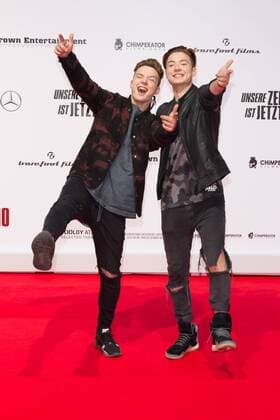 DieLochis (Youtuber) - Weltpremiere UNSERE ZEIT IST JETZT im Cinestar Sony Center in Berlin am 27.09.2016. Premiere Unsere Zeit ist Jetzt