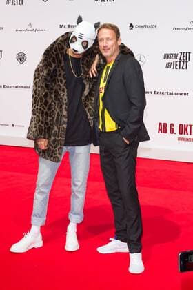 Cro und Wotan Wilke Moehring - Weltpremiere UNSERE ZEIT IST JETZT im Cinestar Sony Center in Berlin am 27.09.2016. Premiere Unsere Zeit ist Jetzt