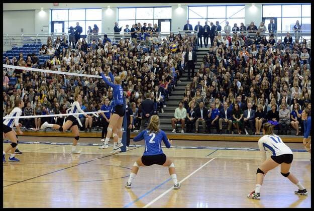 Royal Tour of British Columbia - Prinz William und Kate sehen Volleyball Demonstration in University of British Columbia Okanagan . 27 09 2016. Kelowna, Canada. Royal Tour of Canada-Day Four. Prince William, The Duke of Cambridge, accompanied by hie wife Catherine, The Duchess of Cambridge, visit a volleyball game at University of British Columbia UBC Okanagan Campus in Kelowna, on day four of their official tour of Canada.  xAndrewxParsonsx xi-Imagesx IIM-13519-0103