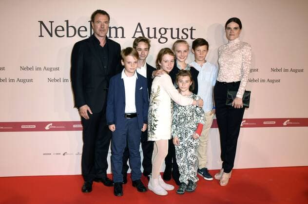 Sebastian Koch, Arne Wichert, Niklas Post, Annely Prey, Jule Hermann, Carla Karsten, Ivo Pietzcker und Fritzi Haberland bei der Premiere des Kinoifilms Nebel im August im City Kino. München, 27.09.2016 Foto:xP.xSchönbergerx xFuturexImage