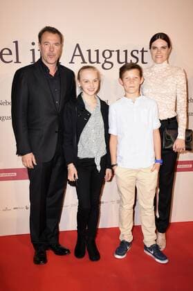 Sebastian Koch, Jule Hermann, Ivo Pietzcker und Fritzi Haberland bei der Premiere des Kinoifilms Nebel im August im City Kino. München, 27.09.2016 Foto:xP.xSchönbergerx xFuturexImage
