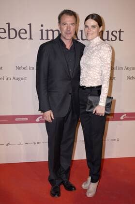 Sebastian Koch und Fritzi Haberland bei der Premiere des Kinoifilms Nebel im August im City Kino. München, 27.09.2016 Foto:xP.xSchönbergerx xFuturexImage