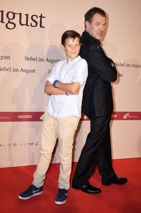 Ivo Pietzcker und Sebastian Koch bei der Premiere des Kinoifilms Nebel im August im City Kino. München, 27.09.2016 Foto:xP.xSchönbergerx xFuturexImage