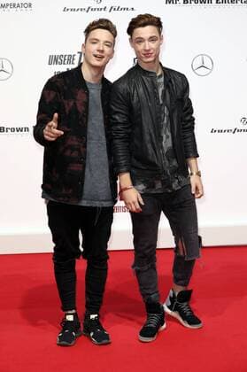 Roman und Heiko Lochmann (Die Lochis) bei der Premiere des Kinofilms Unsere Zeit ist jetzt im CineStar Sony Center. Berlin, 27.09.2016 Foto:xS.xGabschx xFuturexImage
