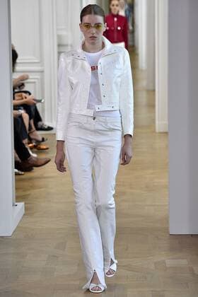 211887 Marineau Starface 2016-09-28 Paris France Paris Fashion week. Defile Courreges Pret-a-porter printemps-ete 2017. CourrÃ¨ges, spring-summer 2017 Paris, France Paris Fashion week. Defile Courreges Ready to wear spring-summer 2017 Editorial Use Only _sans_perso  Copyright: xMarineaux STAR_211887_011