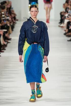 211894 Marineau Starface 2016-09-28 Paris France Paris Fashion week. Defile Maison Margiela Pret-a-porter printemps-ete 2017 Maison Margiela , spring -summer 2017 Paris, France Paris Fashion week. Defile Maison Margiela Ready to wear spring-summer 2017 Editorial Use Only _sans_perso  Copyright: xMarineaux STAR_211894_017