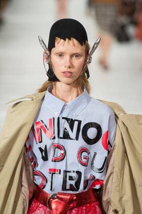 211894 Marineau Starface 2016-09-28 Paris France Paris Fashion week. Defile Maison Margiela Pret-a-porter printemps-ete 2017 Maison Margiela , spring -summer 2017 Paris, France Paris Fashion week. Defile Maison Margiela Ready to wear spring-summer 2017 Editorial Use Only _sans_perso  Copyright: xMarineaux STAR_211894_019