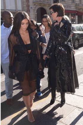 211897 Jones Smith Starface 2016-09-28 Paris France Kim Kardashian a Paris pour la Fashion Week Kim Kardashian is in Paris for Paris Fashion Week. Kardashian, Kim  Copyright: xJonesxSmithx STAR_211897_006
