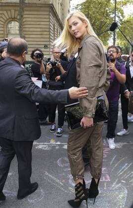 Karlie Kloss CELEBRITES : Defile pret a porter Lanvin - Paris - 28 09 2016 GwendolineLeGoff Panoramic 
