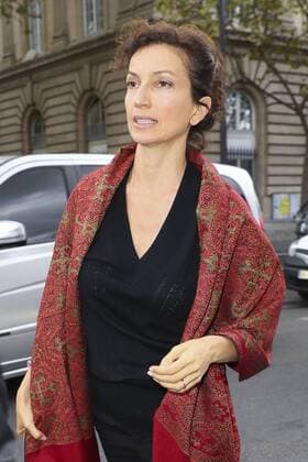 Audrey Azoulay ( Ministre de la Culture ) CELEBRITES : Defile pret a porter Lanvin - Paris - 28 09 2016 GwendolineLeGoff Panoramic 