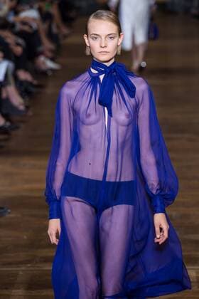 211899 Marineau Starface 2016-09-28 Paris France Paris Fashion week. Pret-a-porter printemps-ete 2017. Defile Lanvin. Paris Fashion week. Ready-to-wear spring-summer 2017 Lanvin Defile Lanvin , spring -summer 2017 Paris, France Editorial Use Only _sans_perso  Copyright: xMarineaux STAR_211899_036