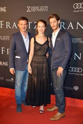 Filmpremiere FRANTZ Francois Ozon, Paula Beer, Pierre Niney Ankunft Deutschlandpremiere FRANTZ, KIno Delphi Filmpalast in Berlin am 28.09.2016