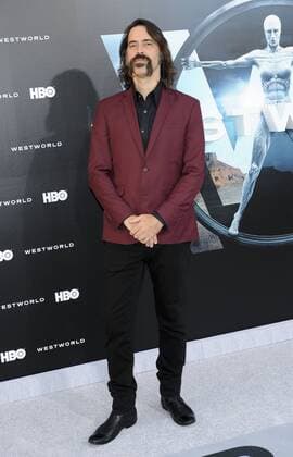 Jeff Daniels Phillips WESTWORLD SERIES PREMIERE Hollywood Patrick Rideaux PicturePerfect