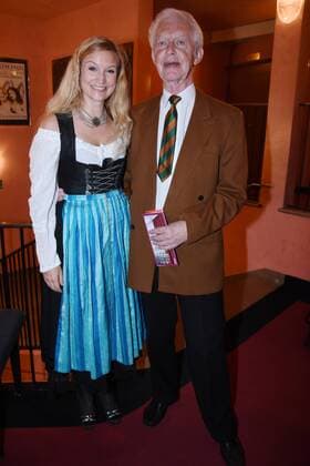 Tatjana Pokorny Rolf Kuhsiek München 28.09.16 Bayerischer Hof Kleine Komödie Premiere der Dressierte Mann Komödie