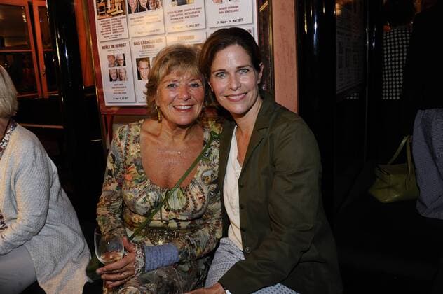 Jutta Speidel und Ursula Buschhorn Premiere Der dressierte Mann Komödie im Bayerischen Hof Theater München 28. September 2016
