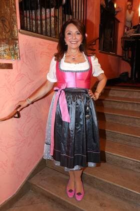 Uschi Daemmrich von Luttitz, Theaterpremiere Der dressierte Mann in der kleinen Komödie im Bayerischen Hof am 28.09.2016