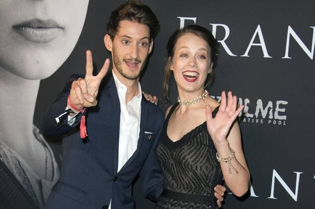 Pierre Niney und Paula Beer bei der Premiere des Kinofilms Frantz im Delphi Filmpalast. Berlin, 28.09.2016 Foto:xFredericx xFuturexImage