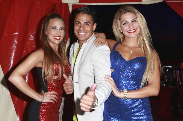 Stefanie Schanzleh, Silva Gonzalez und Danika Wist (Hot Banditoz) bei der Premiere des neuen Programms vom Zirkus Charles Knie auf der Horner Rennbahn. Hamburg, 28.09.2016 Foto:xgbrcix xFuturexImage