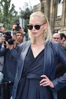 Tanya Dziahileva CELEBRITES : Collection Lanvin - Fashion Week de paris - Pret a porter Printemps Ete 2017 - 28 09 2016 LionelUrman Panoramic 
