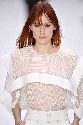 211953 Marineau Starface 2016-09-29 Paris France Paris Fashion week. Pret-a-porter printemps-ete 2017. Defile Chloe. Chloe, spring-summer 2017 Paris, France Paris Fashion week. Ready-to-wear spring-summer 2017 Defile Chloe Editorial Use Only _sans_perso  Copyright: xMarineaux STAR_211953_013