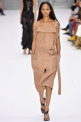 211953 Marineau Starface 2016-09-29 Paris France Paris Fashion week. Pret-a-porter printemps-ete 2017. Defile Chloe. Chloe, spring-summer 2017 Paris, France Paris Fashion week. Ready-to-wear spring-summer 2017 Defile Chloe Editorial Use Only _sans_perso  Copyright: xMarineaux STAR_211953_021