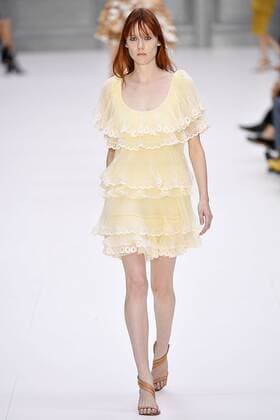 211953 Marineau Starface 2016-09-29 Paris France Paris Fashion week. Pret-a-porter printemps-ete 2017. Defile Chloe. Chloe, spring-summer 2017 Paris, France Paris Fashion week. Ready-to-wear spring-summer 2017 Defile Chloe Editorial Use Only _sans_perso  Copyright: xMarineaux STAR_211953_026