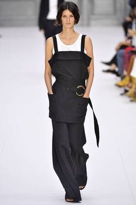 211953 Marineau Starface 2016-09-29 Paris France Paris Fashion week. Pret-a-porter printemps-ete 2017. Defile Chloe. Chloe, spring-summer 2017 Paris, France Paris Fashion week. Ready-to-wear spring-summer 2017 Defile Chloe Editorial Use Only _sans_perso  Copyright: xMarineaux STAR_211953_046