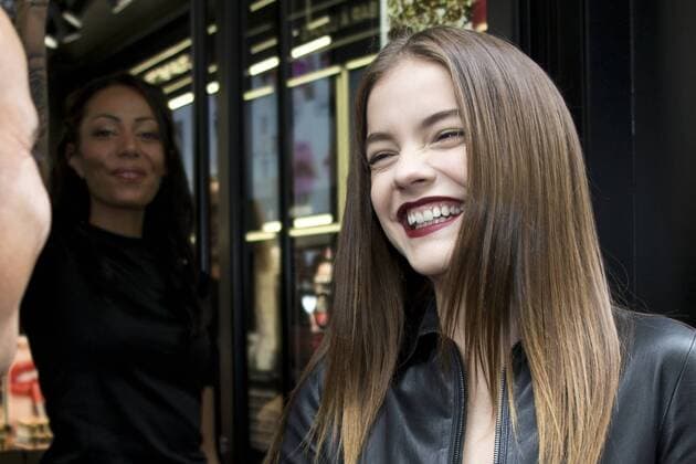 211967 Patrick Bar Starface 2016-09-29 Paris France Barbara Palvin assiste a l ouverture de la boutique L Oreal a Paris. ouverture de la nouvelle boutique l oreal rue caumartin presence de barbara palvil Barbara Palvin attends the opening of a boutique in Paris L Oreal Palvin, Barbara  Copyright: xPatrickxBarx xStarfacex STAR_211967_008