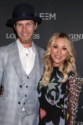 September 29, 2016 - Long Beach, CA, United States - 29 September 2016 - Long Beach, California - Kaley Cuoco and boyfriend Karl Cook. Longines Masters Los Angeles Gala held at Long Beach Convention Center. Photo Credit: Russ Elliot AdMedia Long Beach United States - ZUMAa123
