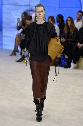 212013 Marineau Starface 2016-09-30 Paris France Paris Fashion week. Pret-a-porter printemps-ete 2017. Defile Loewe. Loewe , spring -summer 2017 Paris, France Paris Fashion week. Ready-to-wear spring-summer 2017 Defile Loewe. Editorial Use Only _sans_perso  Copyright: xMarineaux STAR_212013_003