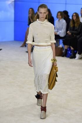 212013 Marineau Starface 2016-09-30 Paris France Paris Fashion week. Pret-a-porter printemps-ete 2017. Defile Loewe. Loewe , spring -summer 2017 Paris, France Paris Fashion week. Ready-to-wear spring-summer 2017 Defile Loewe. Editorial Use Only _sans_perso  Copyright: xMarineaux STAR_212013_005
