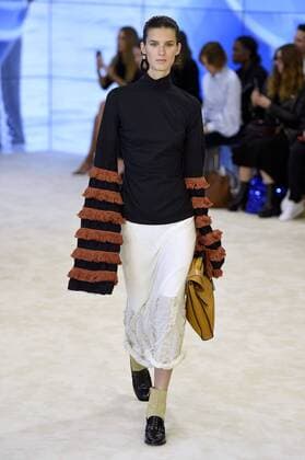 212013 Marineau Starface 2016-09-30 Paris France Paris Fashion week. Pret-a-porter printemps-ete 2017. Defile Loewe. Loewe , spring -summer 2017 Paris, France Paris Fashion week. Ready-to-wear spring-summer 2017 Defile Loewe. Editorial Use Only _sans_perso  Copyright: xMarineaux STAR_212013_011