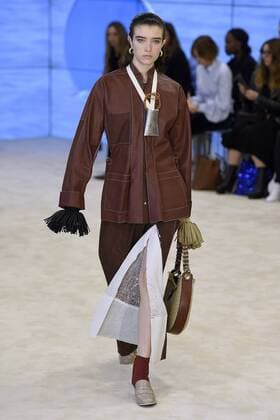 212013 Marineau Starface 2016-09-30 Paris France Paris Fashion week. Pret-a-porter printemps-ete 2017. Defile Loewe. Loewe , spring -summer 2017 Paris, France Paris Fashion week. Ready-to-wear spring-summer 2017 Defile Loewe. Editorial Use Only _sans_perso  Copyright: xMarineaux STAR_212013_023